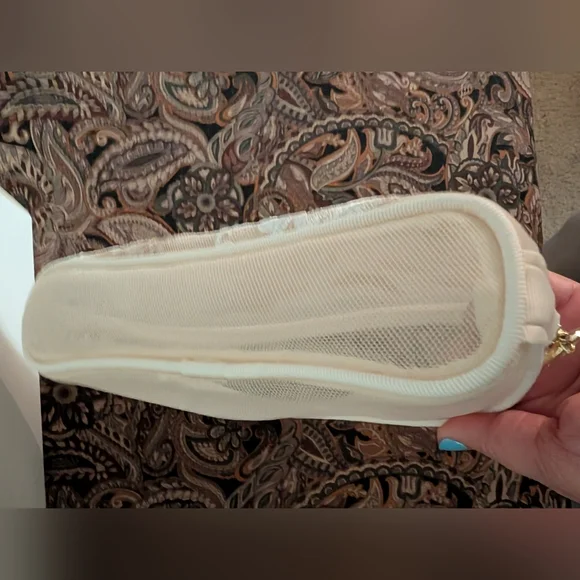 Dior Cream Floral Embroidered Cosmetic Bag New With Box - Picture 5 of 6